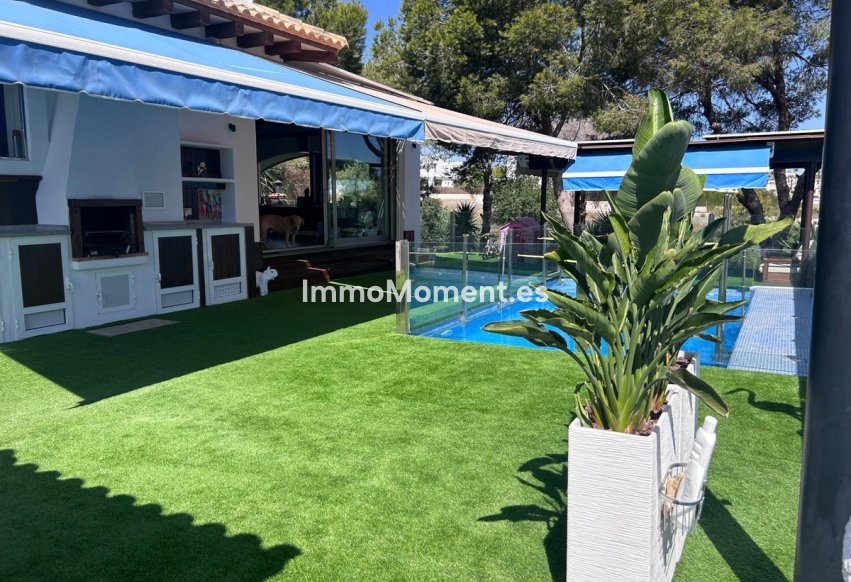 Resale - Villa - Orihuela - Orihuela Costa