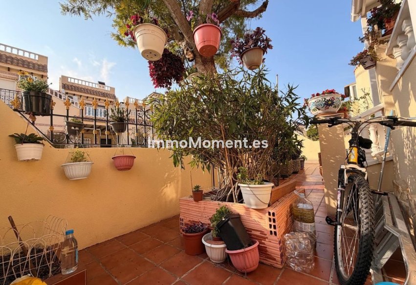 Resale - Villa - Orihuela - Orihuela Costa