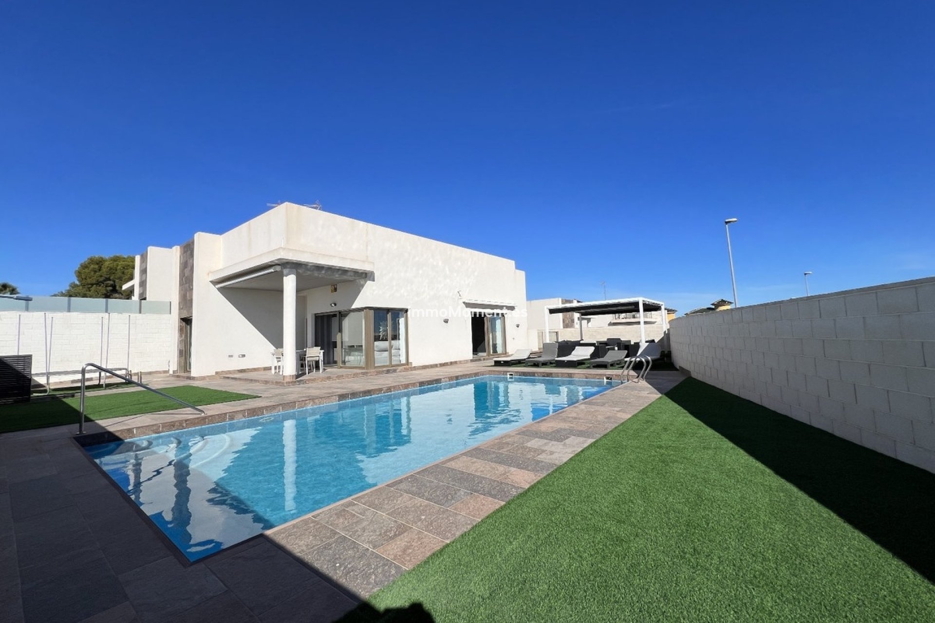 Resale - Villa - Orihuela - Orihuela Costa