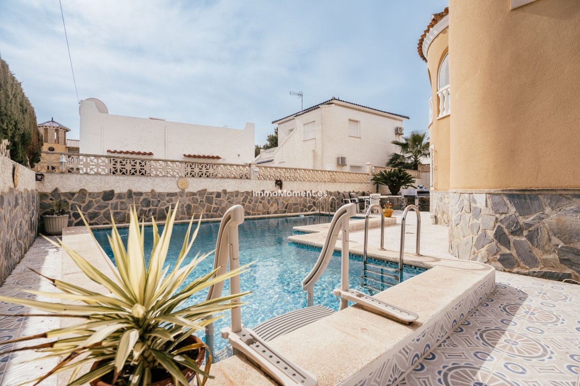 Resale - Villa - Orihuela - Villamartin