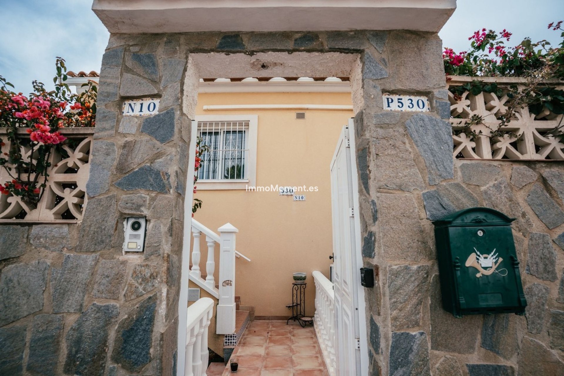 Resale - Villa - Orihuela - Villamartin