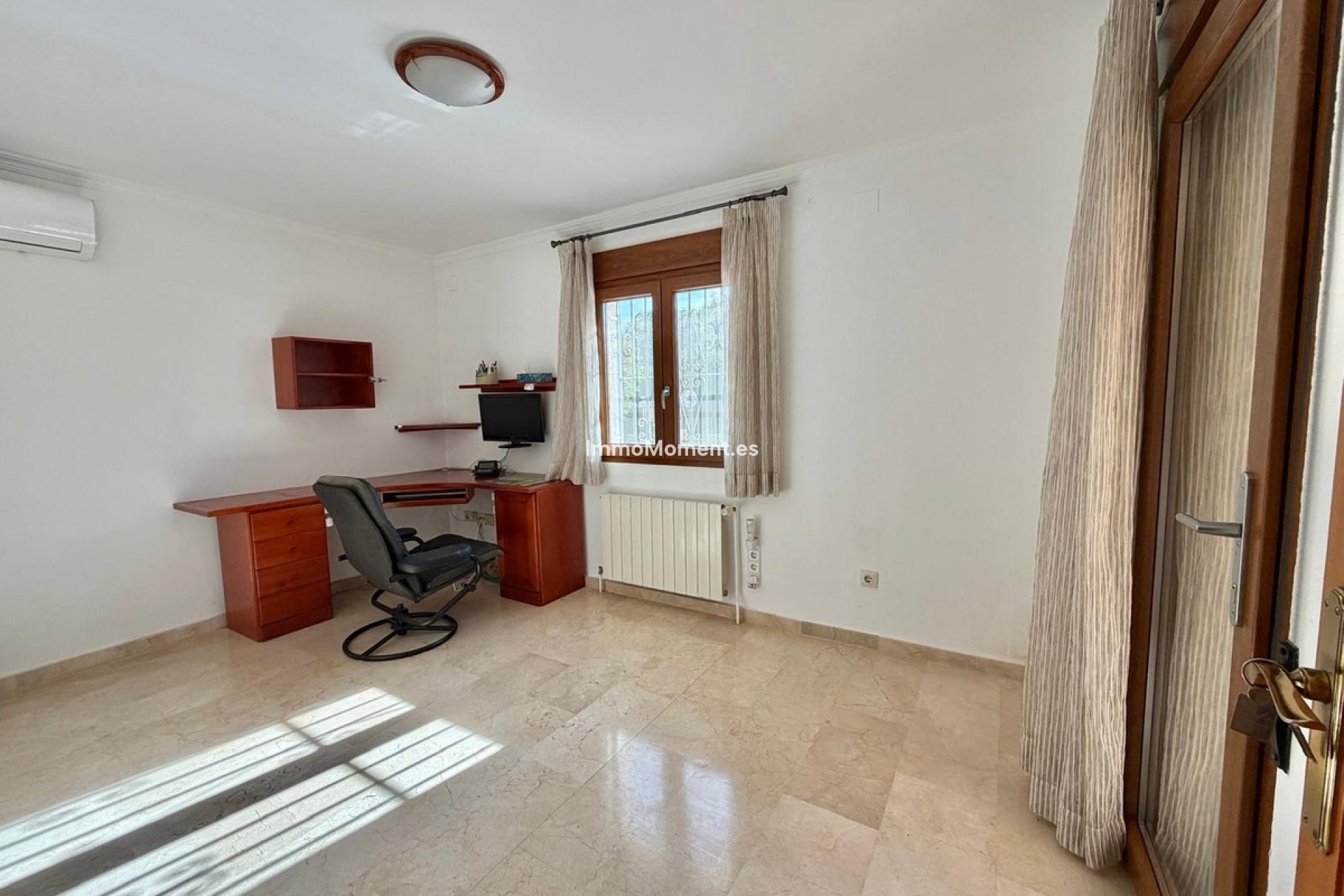 Resale - Villa - Pedreguer - Pedreguer Centro