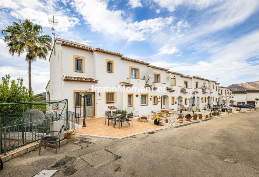 Resale - Villa - Pedreguer - Pedreguer Centro