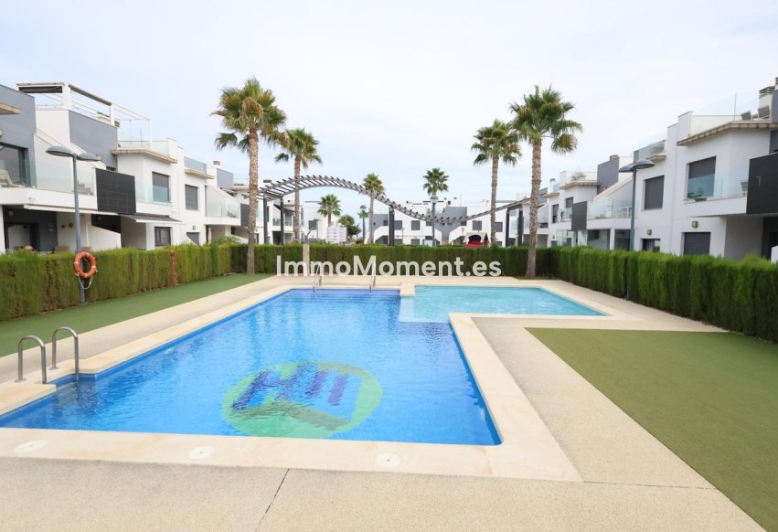 Resale - Villa - Pilar de la Horadada - Pilar de la Horadada Centro