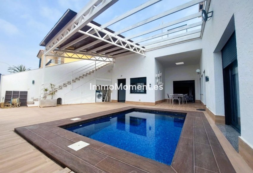 Resale - Villa - Pilar de la Horadada - Torre de la Horadada