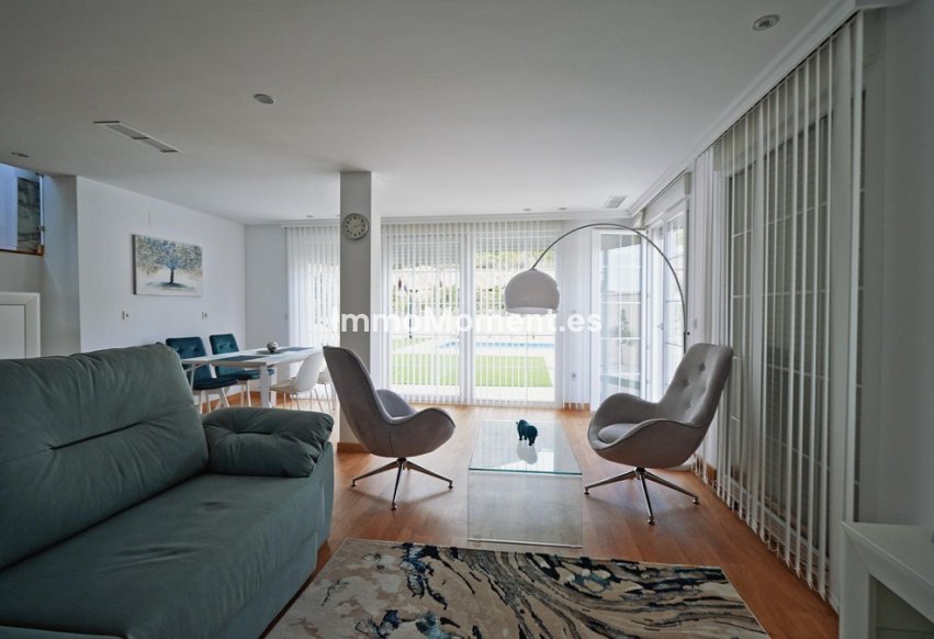 Resale - Villa - Polop - Polop Centro