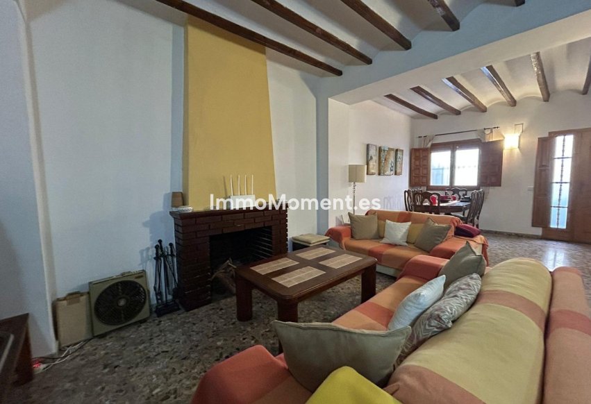 Resale - Villa - Polop - Polop Centro