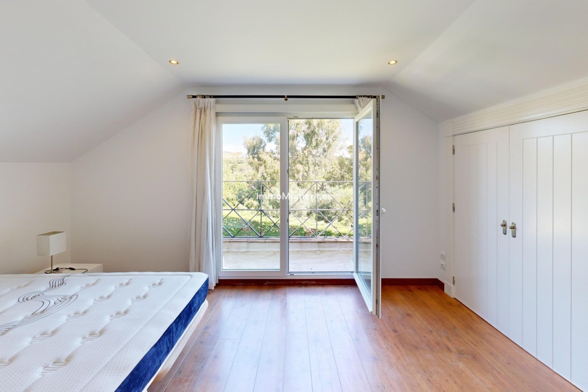 Resale - Villa - Sotogrande - Sotogrande Costa