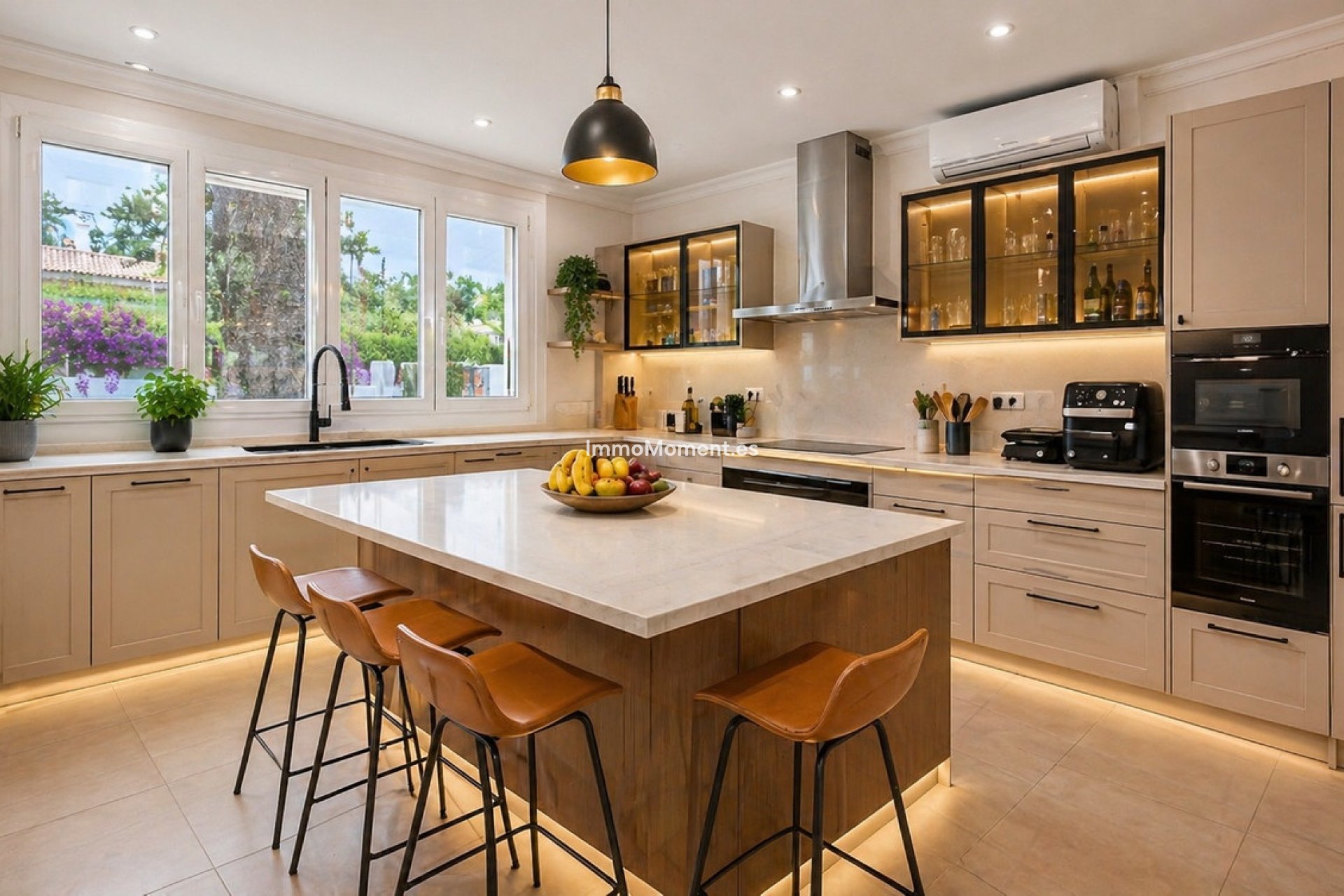 Resale - Villa - Sotogrande - Sotogrande Costa