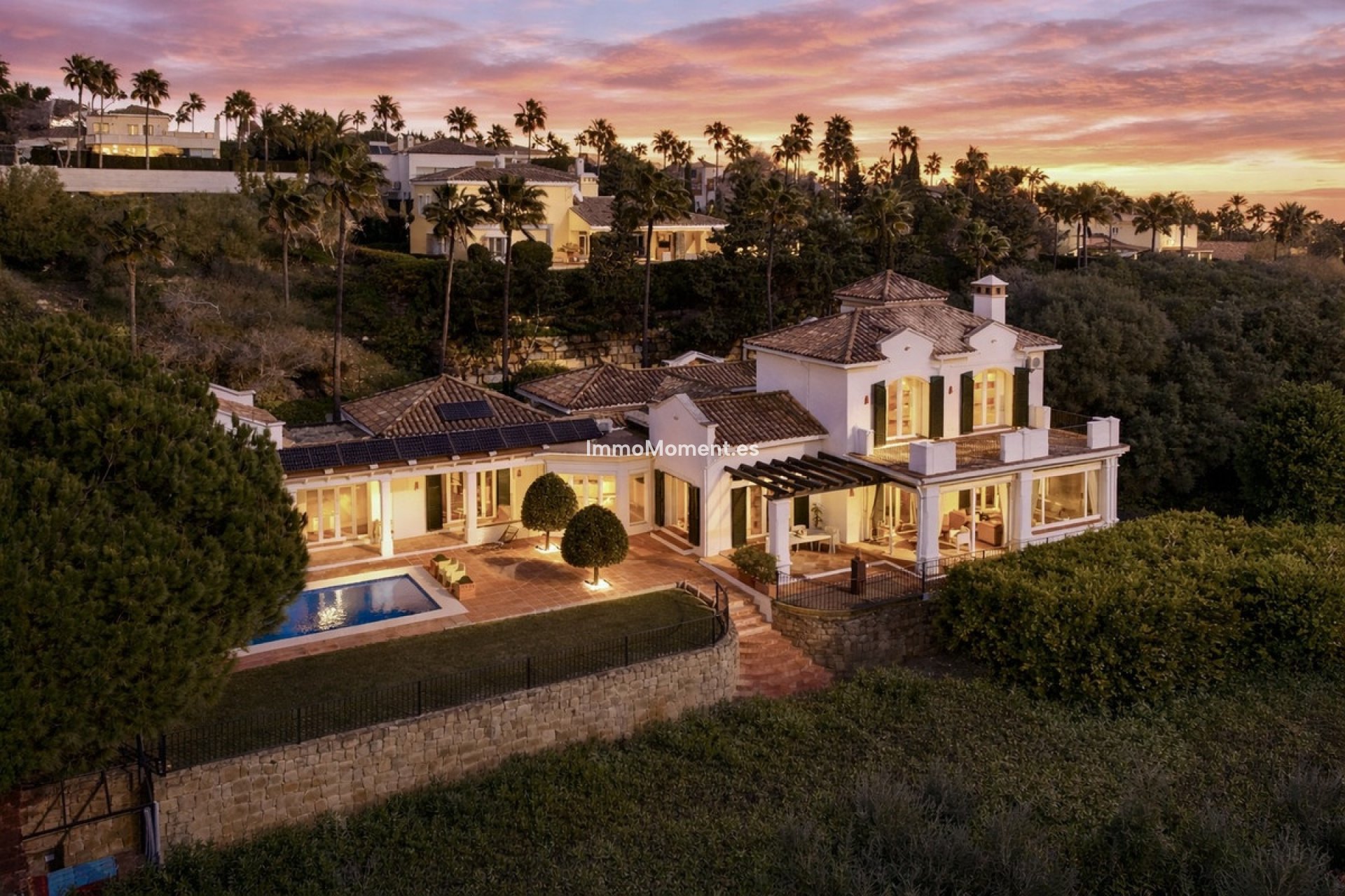 Resale - Villa - Sotogrande