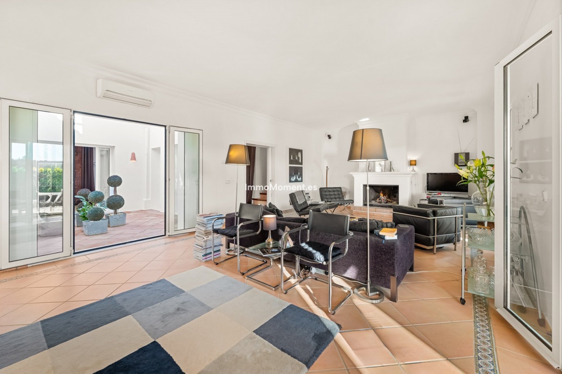 Resale - Villa - Sotogrande