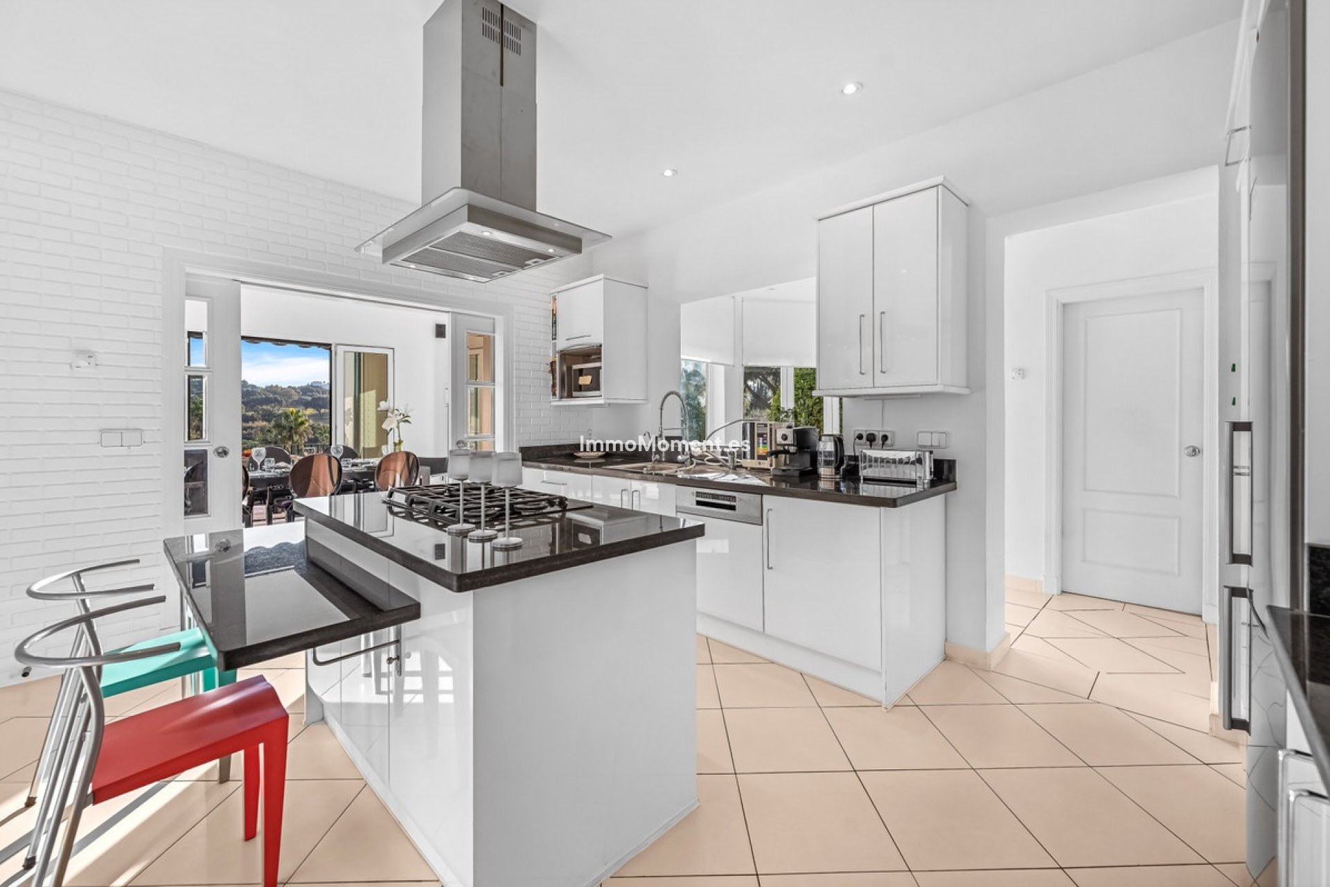 Resale - Villa - Sotogrande