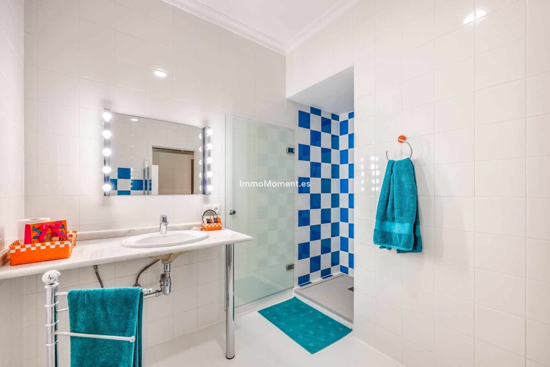 Resale - Villa - Sotogrande