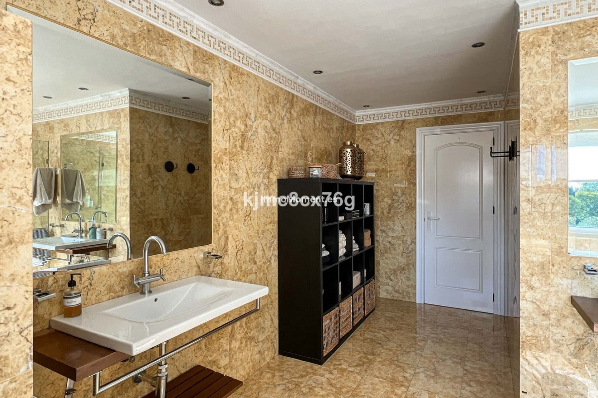 Resale - Villa - Torremolinos