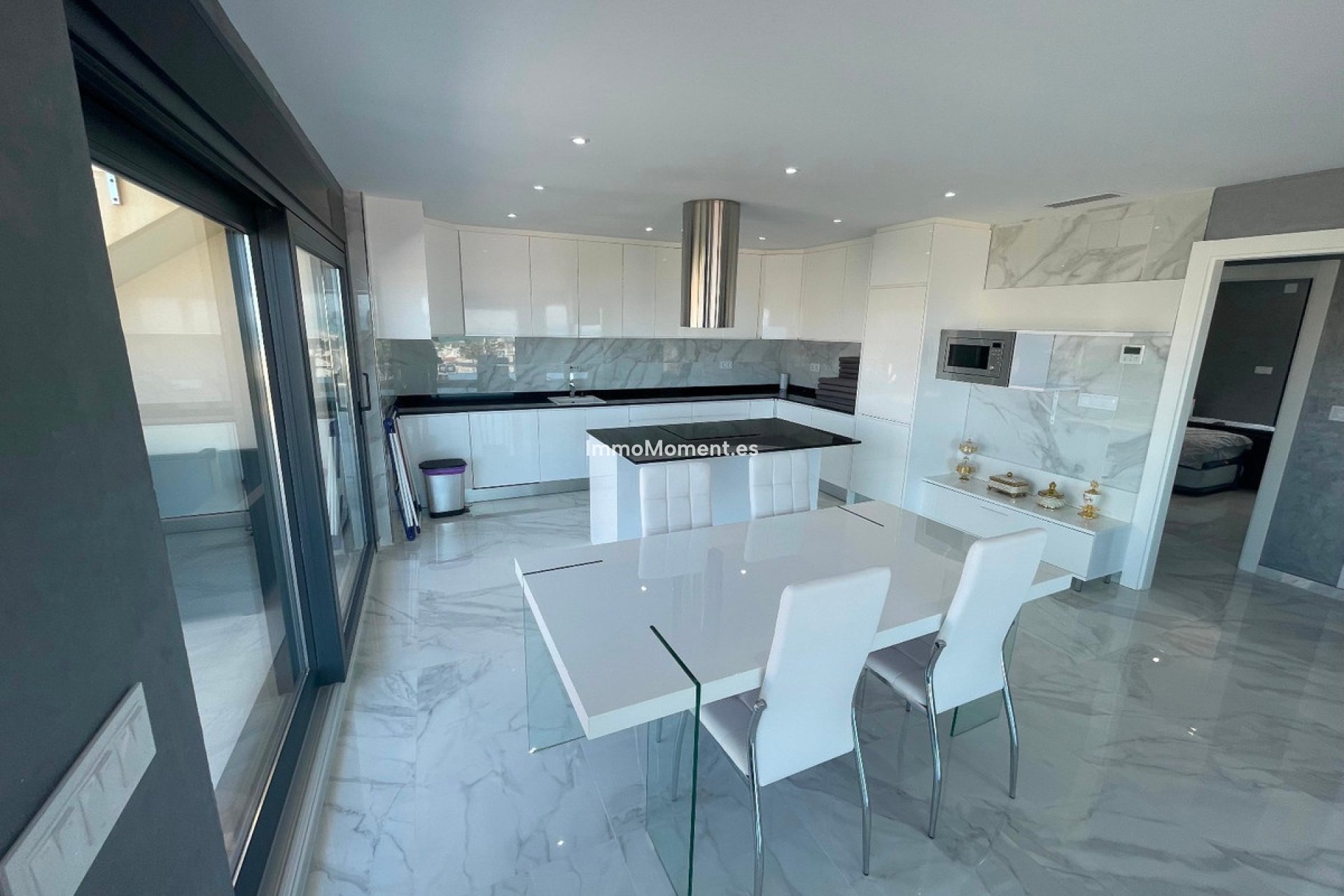 Resale - Villa - Torrevieja - La Mata