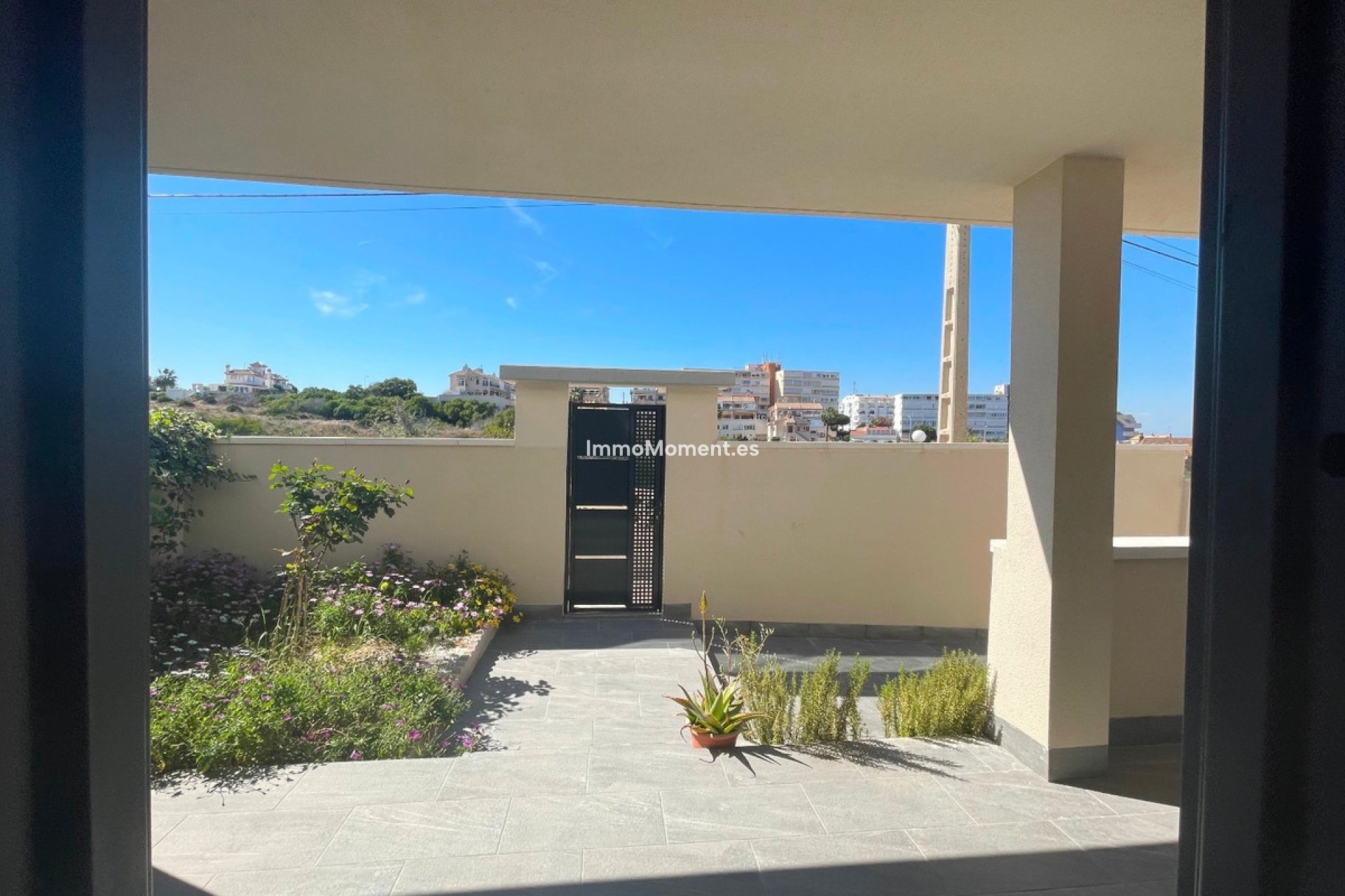 Resale - Villa - Torrevieja - La Mata