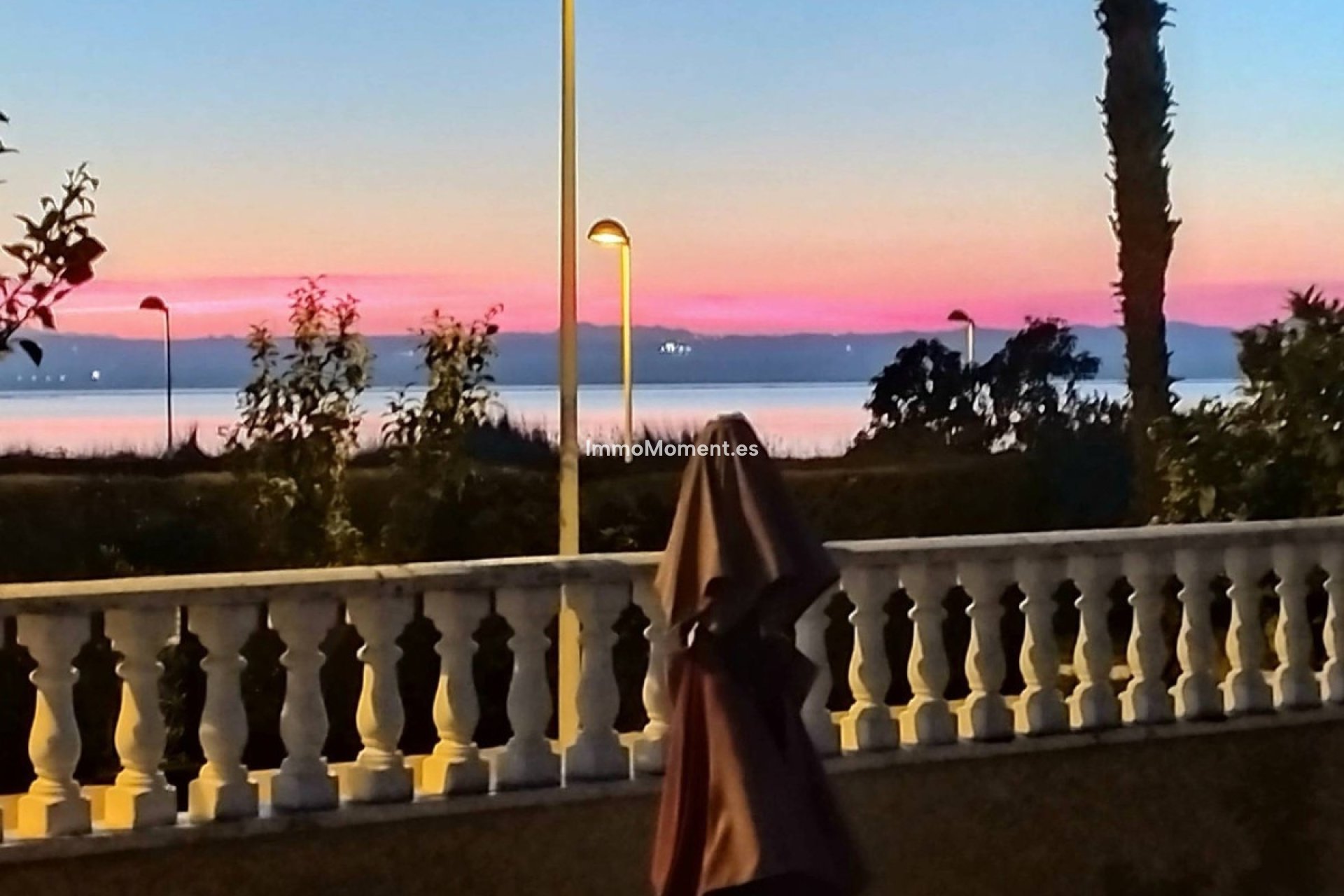 Resale - Villa - Torrevieja - La Siesta