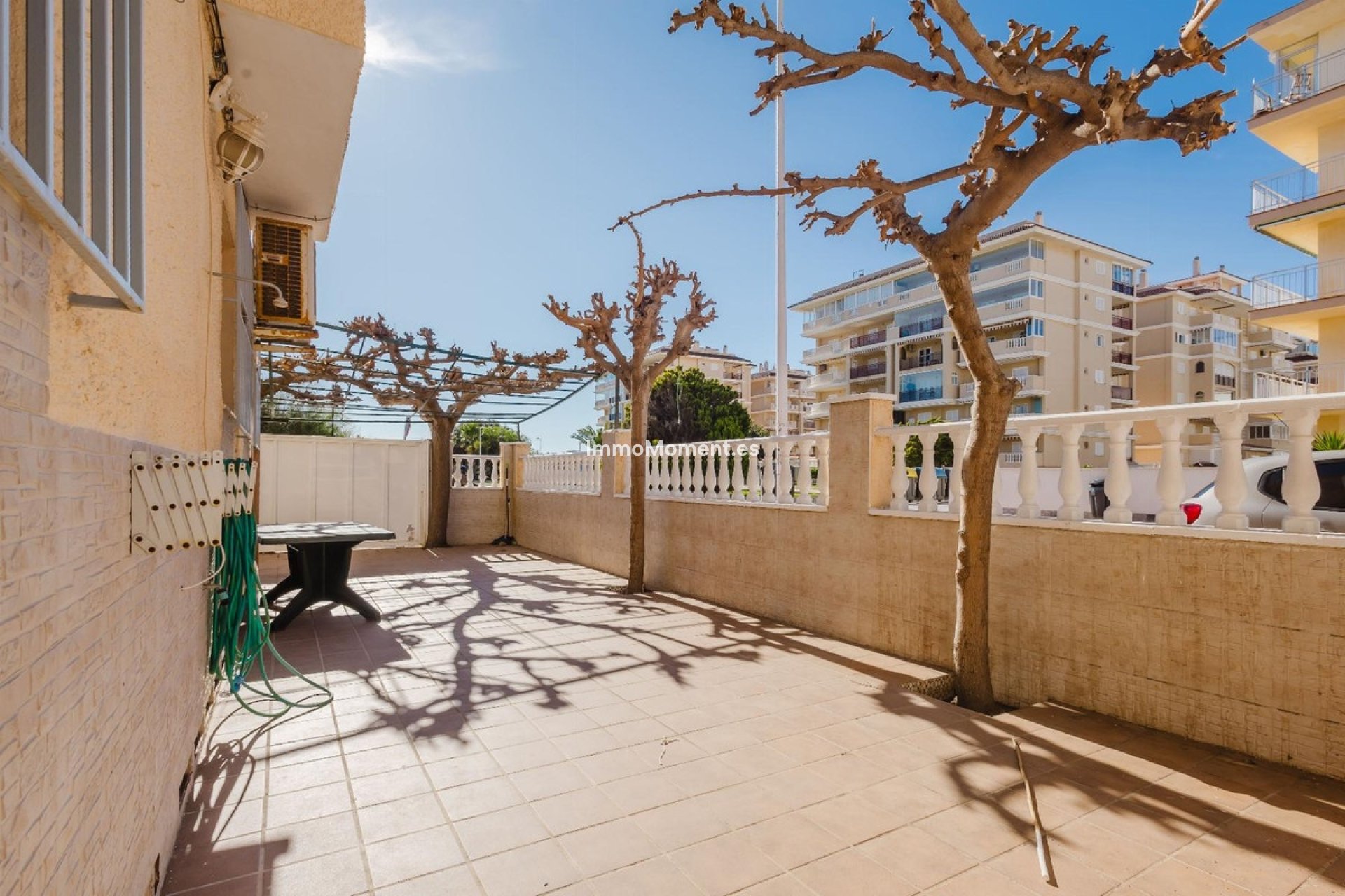 Resale - Villa - Torrevieja - Playa De La Mata