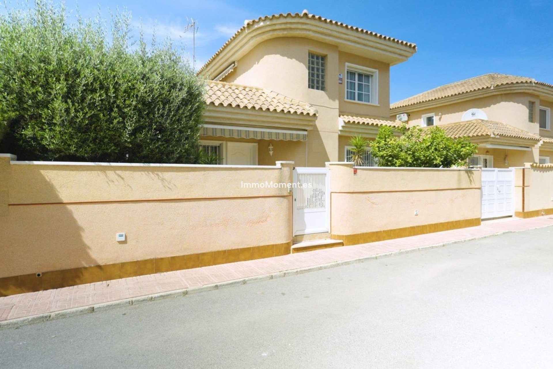 Resale - Villa - Torrevieja - Torrevieja Centro