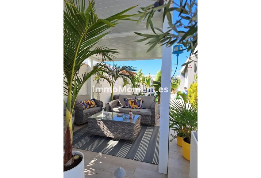 Resale - Villa - Torrevieja - Torrevieja Centro