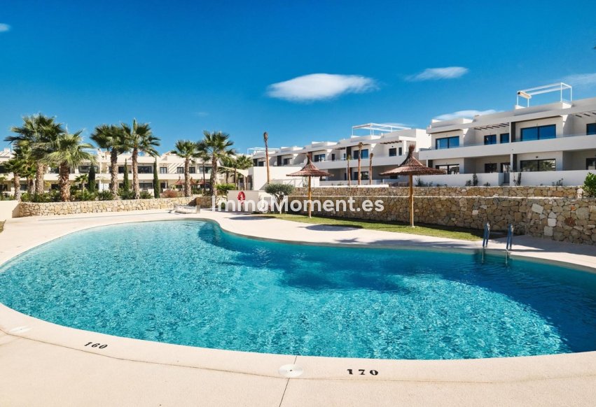 Resale - Villa - Torrevieja - Torrevieja Centro