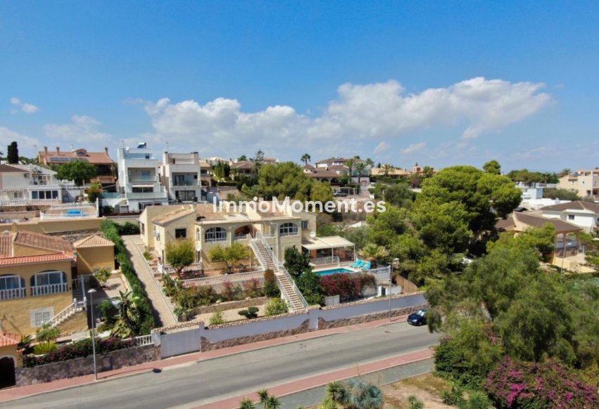 Resale - Villa - Torrevieja - Torrevieja Centro