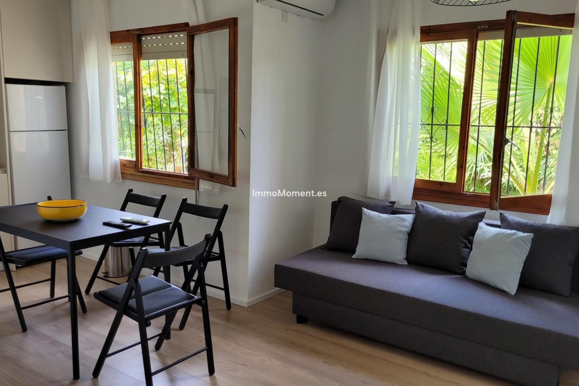 Resale - Villa - Torrevieja - Torrevieja Centro