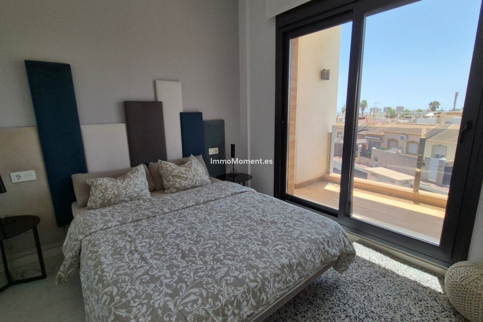 Resale - Villa - Torrevieja - Torrevieja Centro
