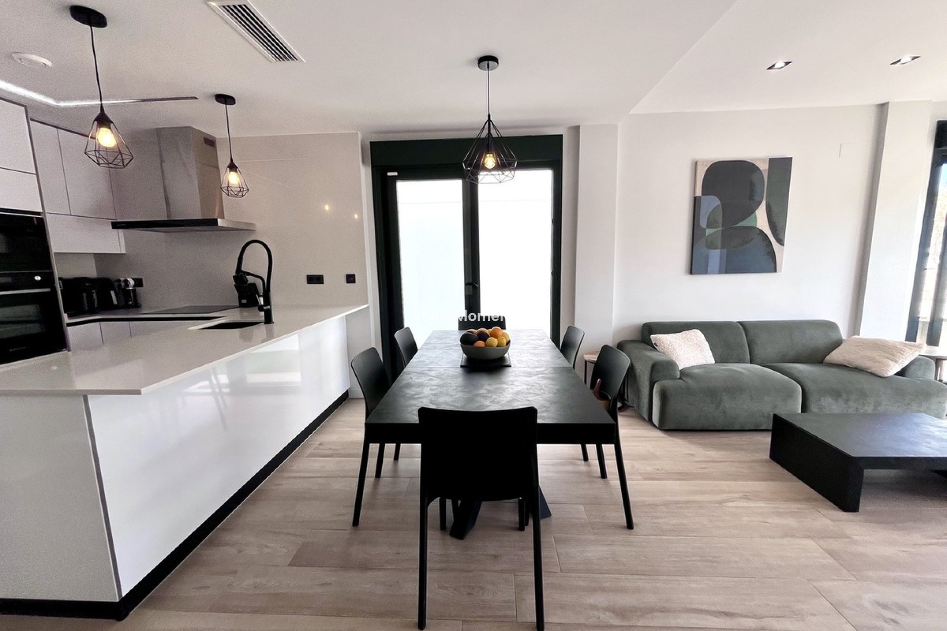 Resale - Villa - Torrevieja - Torrevieja Centro