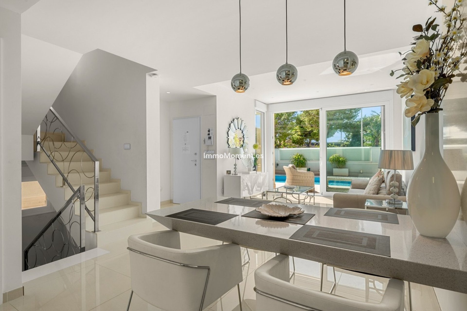 Resale - Villa - Torrevieja - Torrevieja Centro