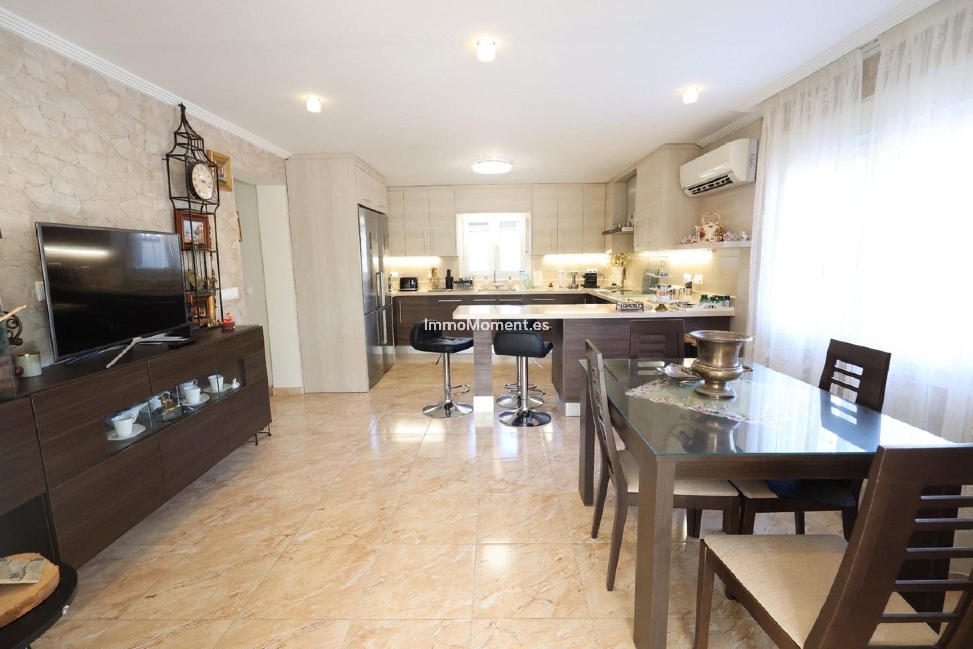 Resale - Villa - Torrevieja - Torrevieja Centro
