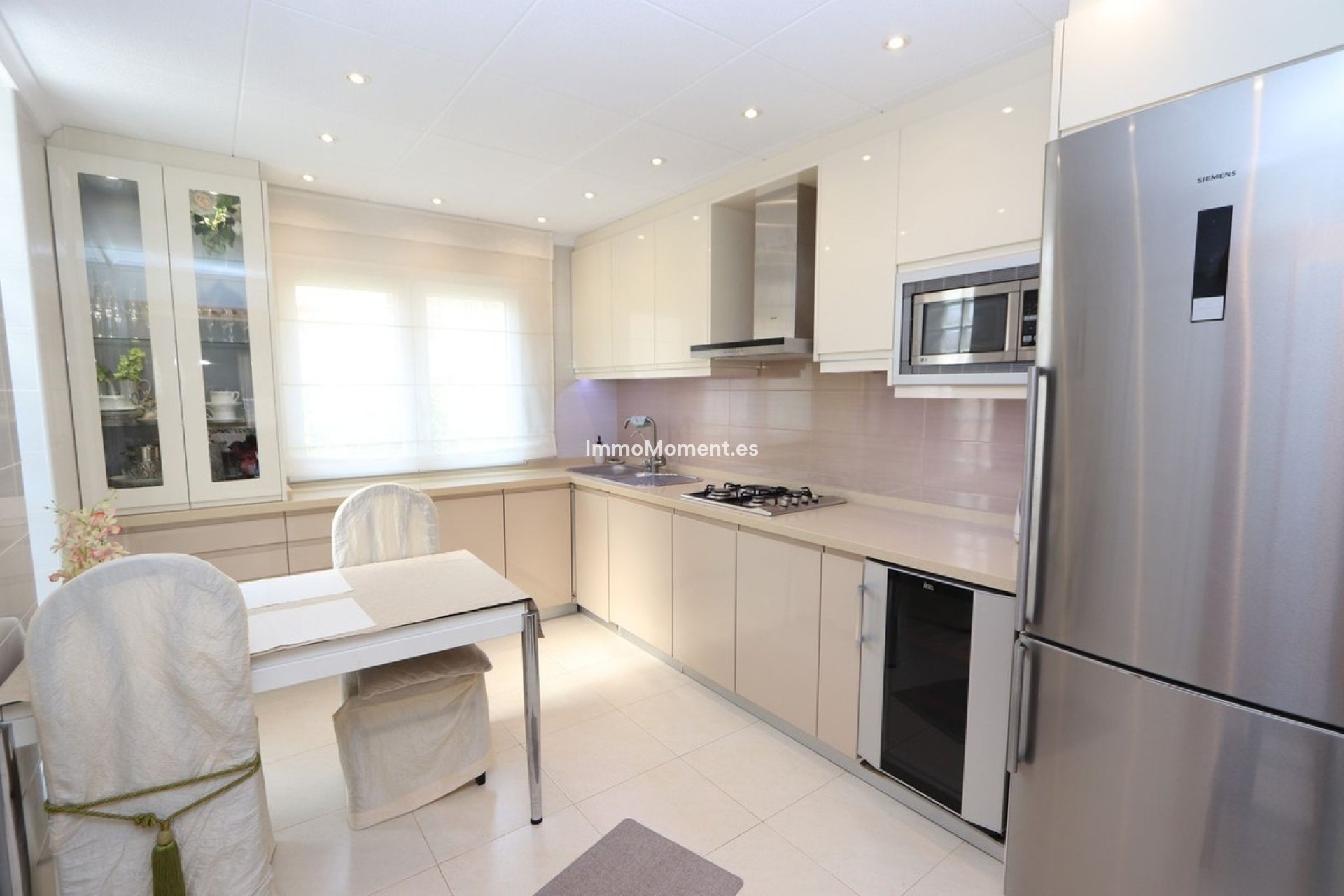 Resale - Villa - Torrevieja - Torrevieja Centro