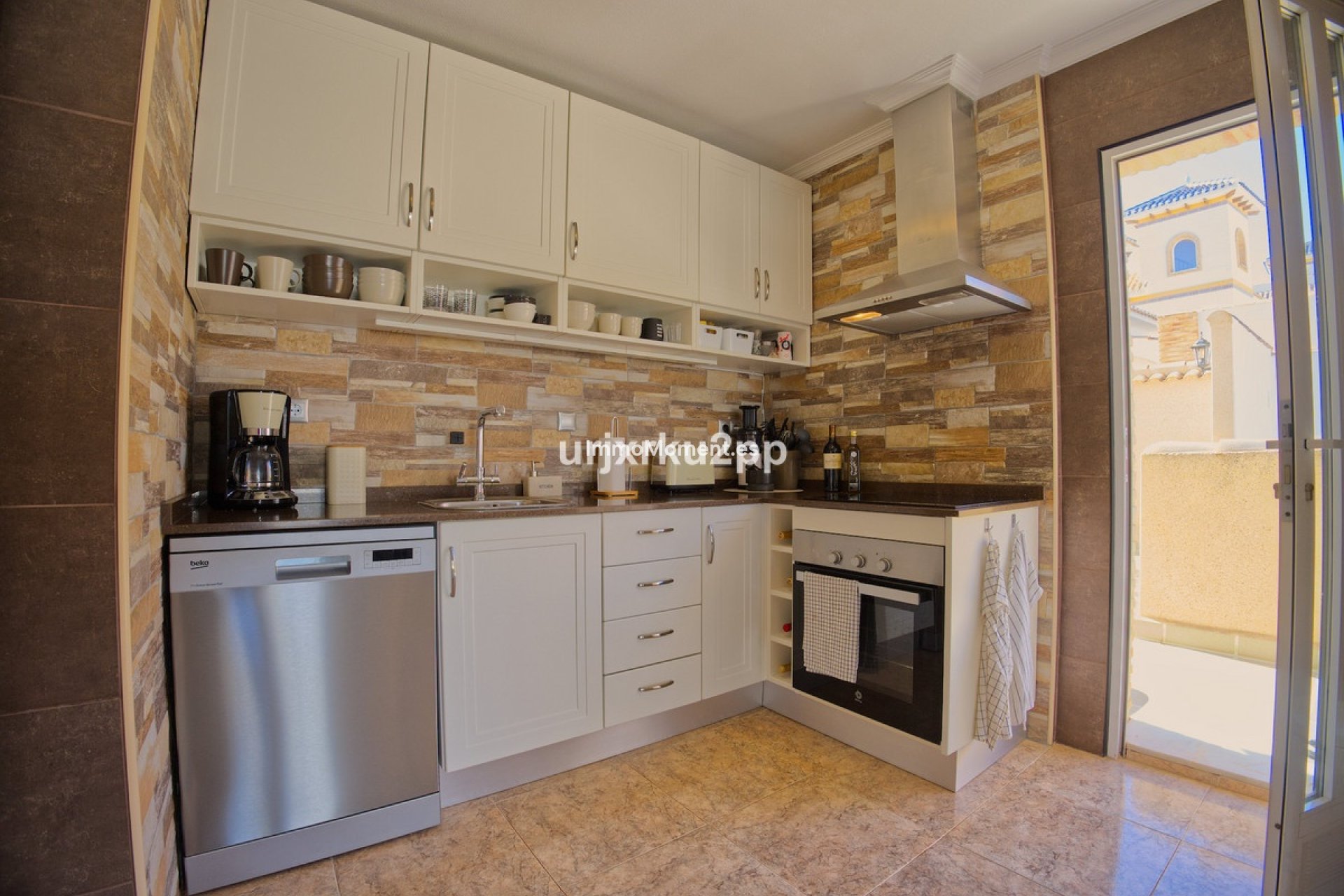 Resale - Villa - Torrevieja - Torrevieja Centro