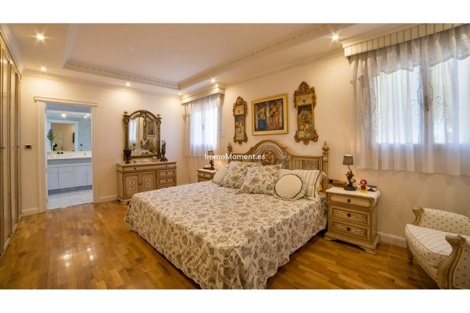 Resale - Villa - Yecla - Yecla Centro