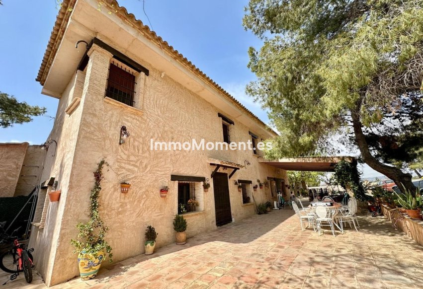 Resale - Villa - Yecla - Yecla Centro