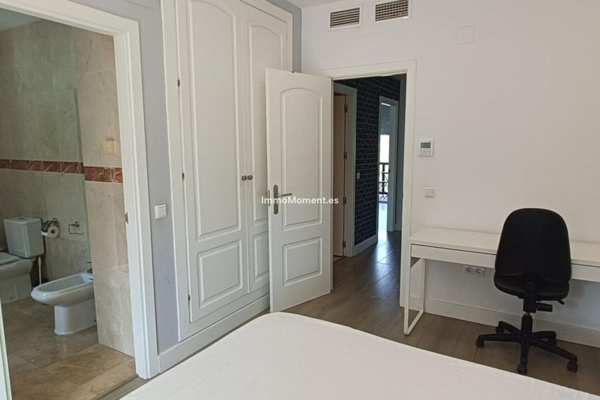 Reventa - Adosado - Interior  - Alhaurín de la Torre