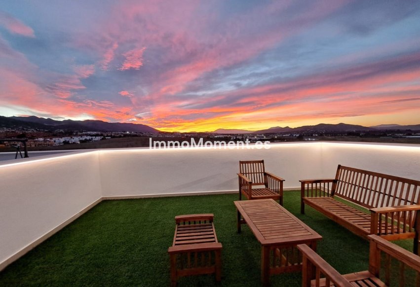 Reventa - Adosado - Interior  - Alhaurín de la Torre