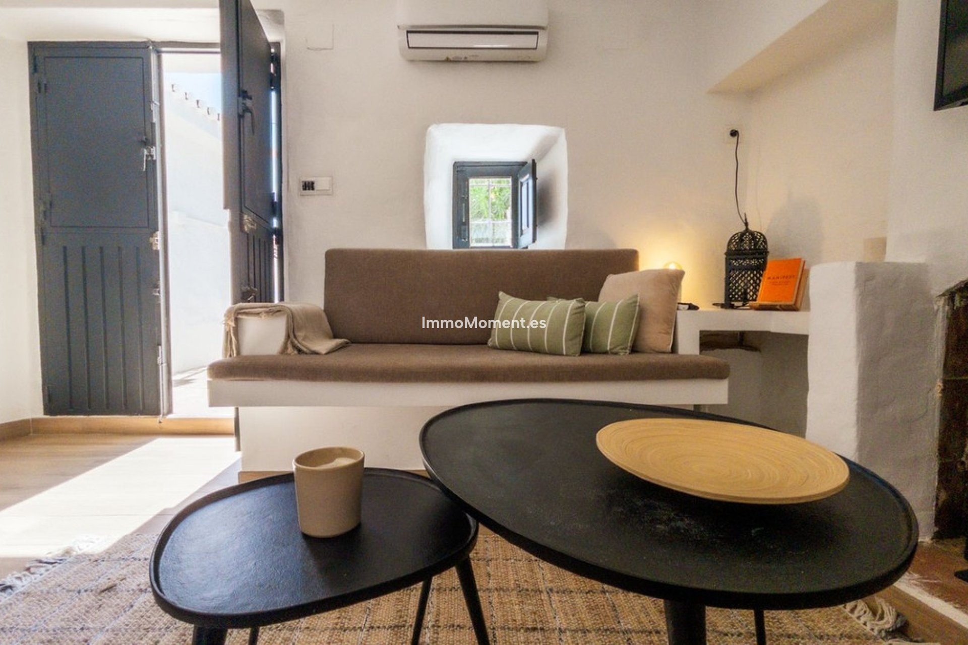 Reventa - Adosado - Interior  - Guaro