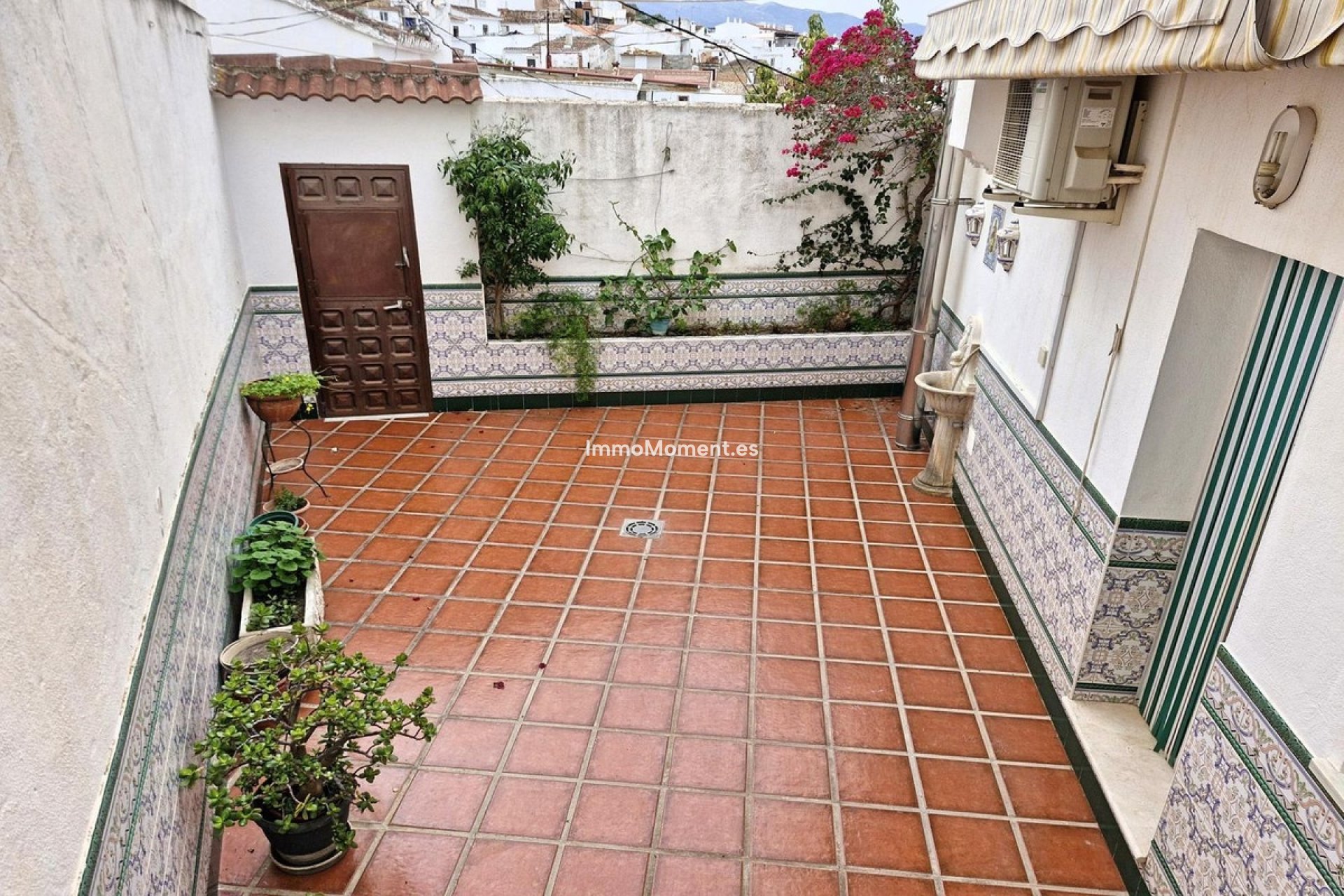 Reventa - Adosado - Interior  - Guaro