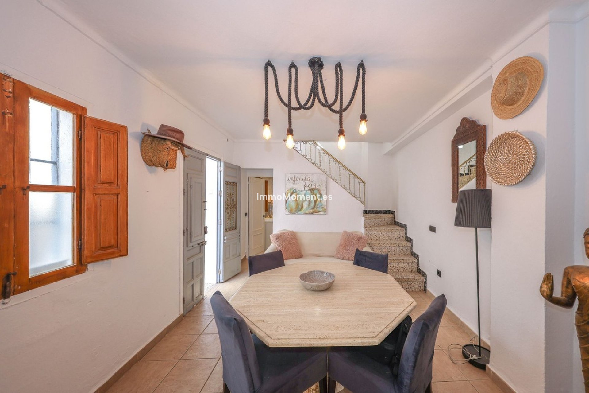 Reventa - Adosado - Interior  - Guaro