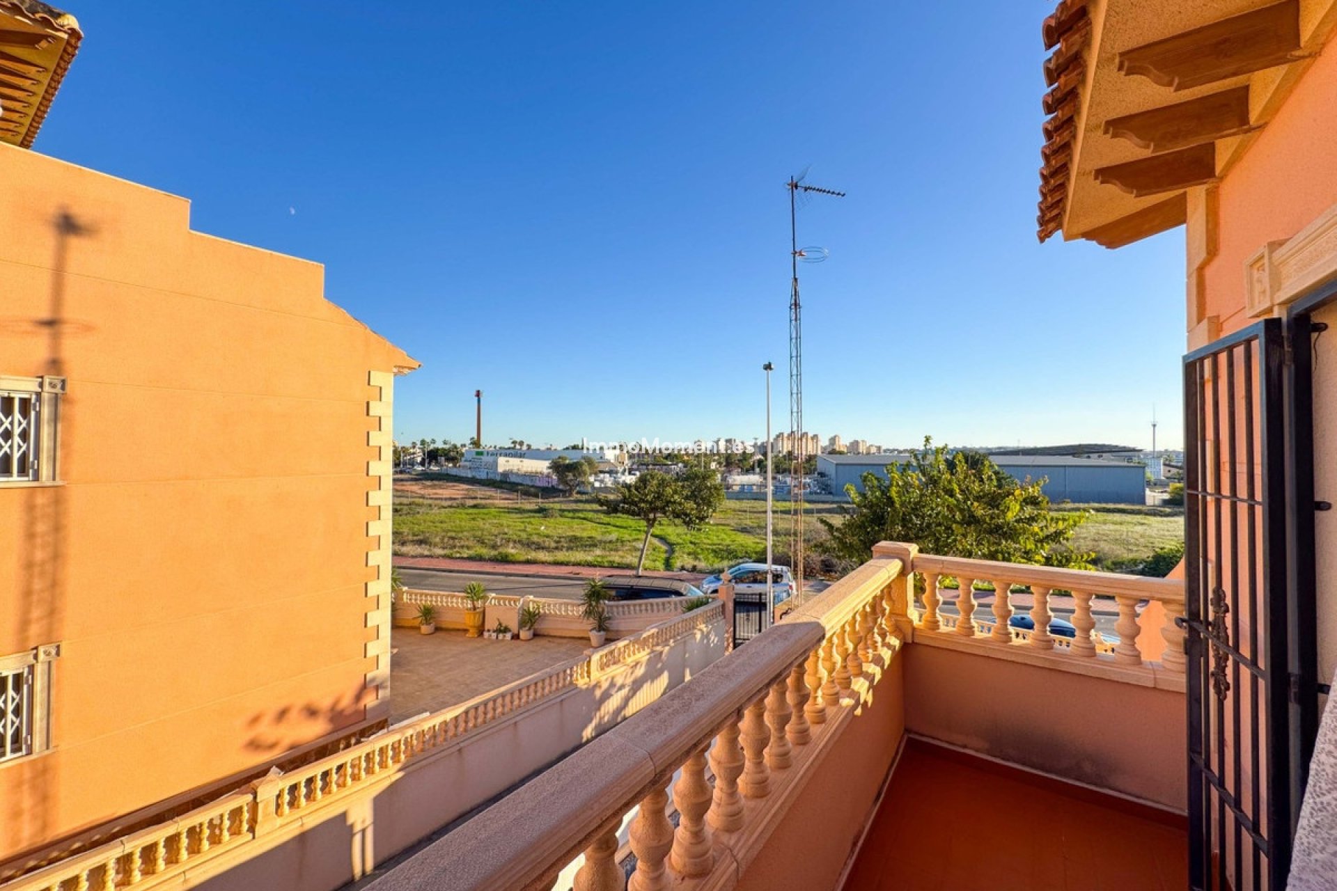 Reventa - Adosado - Torrevieja - Aguas Nuevas