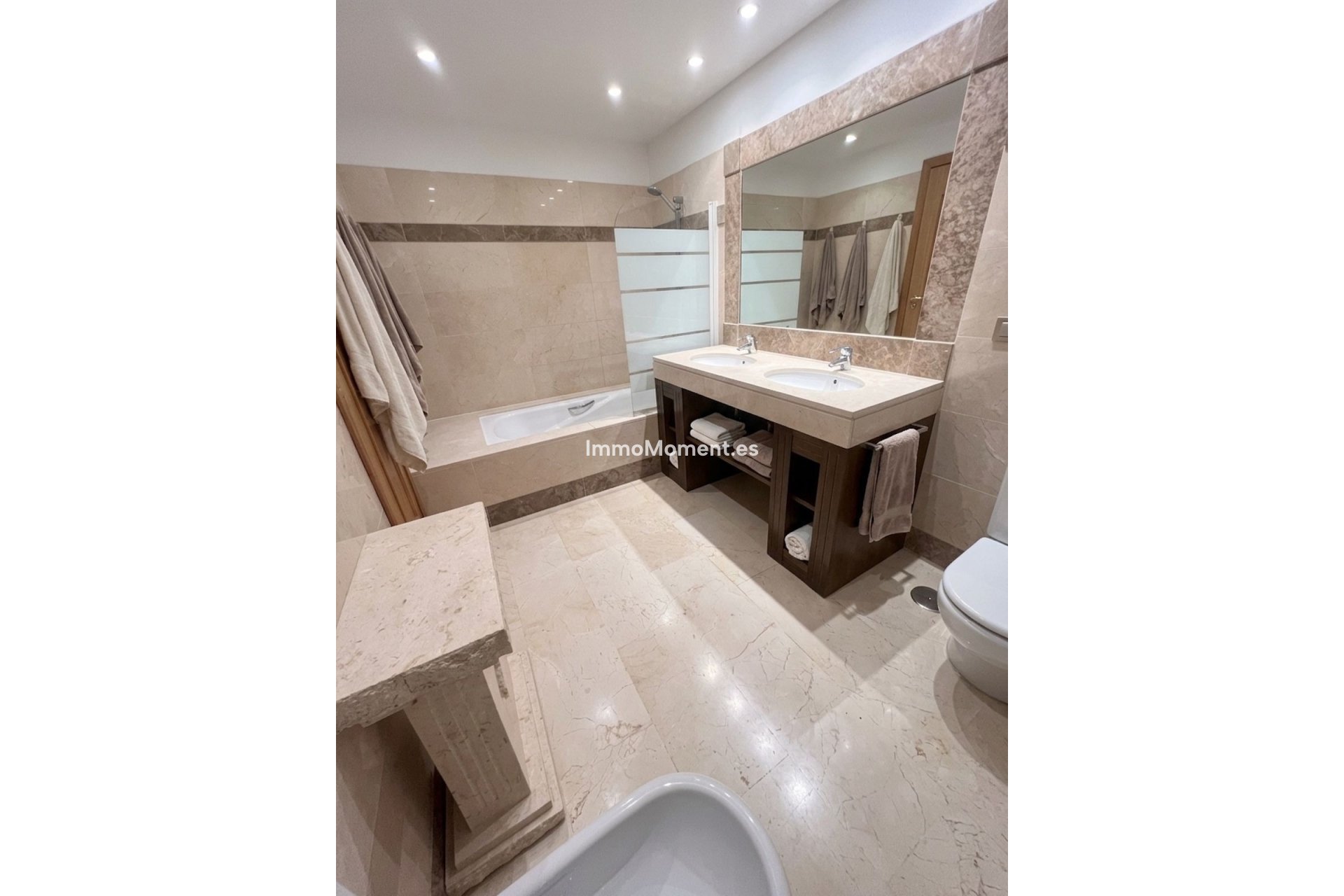 Reventa - Apartamento - Benahavís - Benahavís Centro