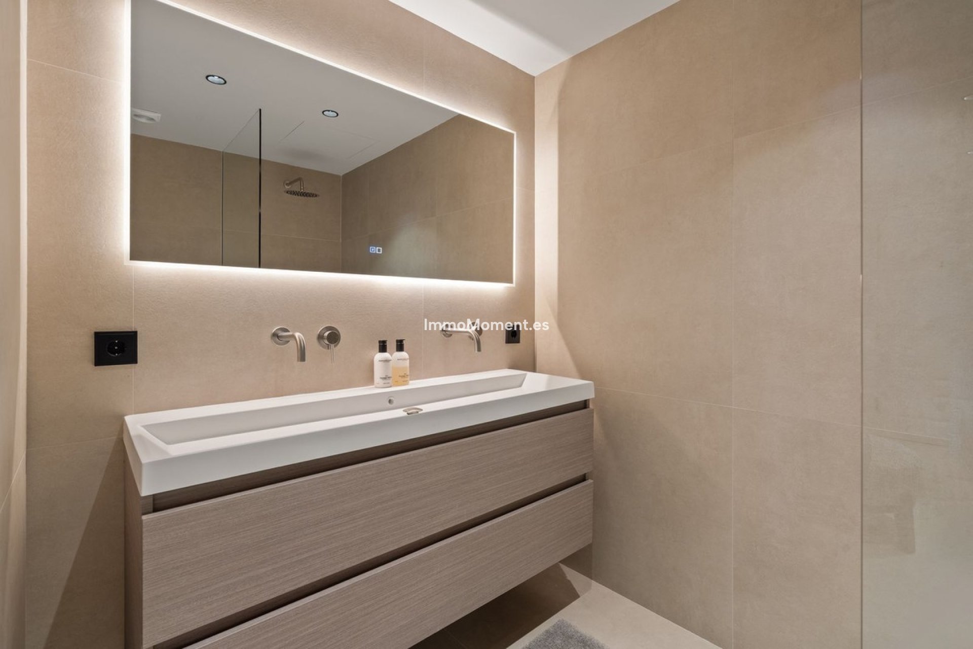 Reventa - Apartamento - Benahavís - Benahavís Centro