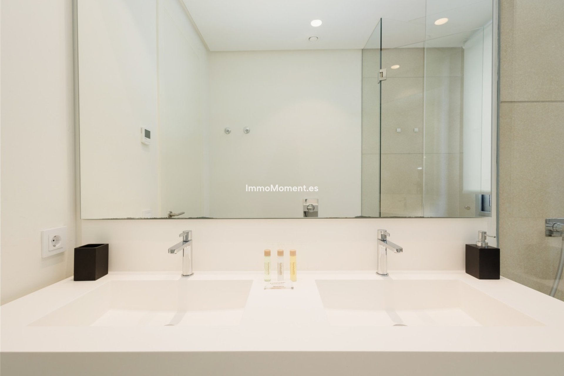Reventa - Apartamento - Benahavís - Benahavís Centro