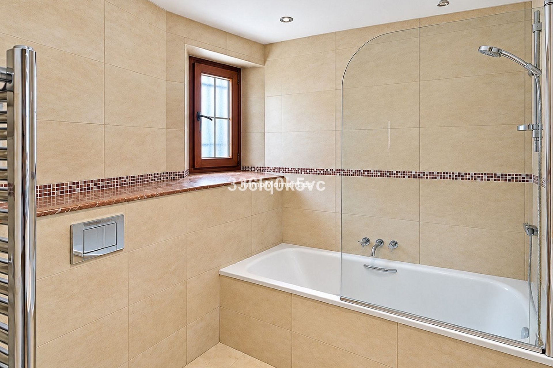 Reventa - Apartamento - Benahavís - Benahavís Centro