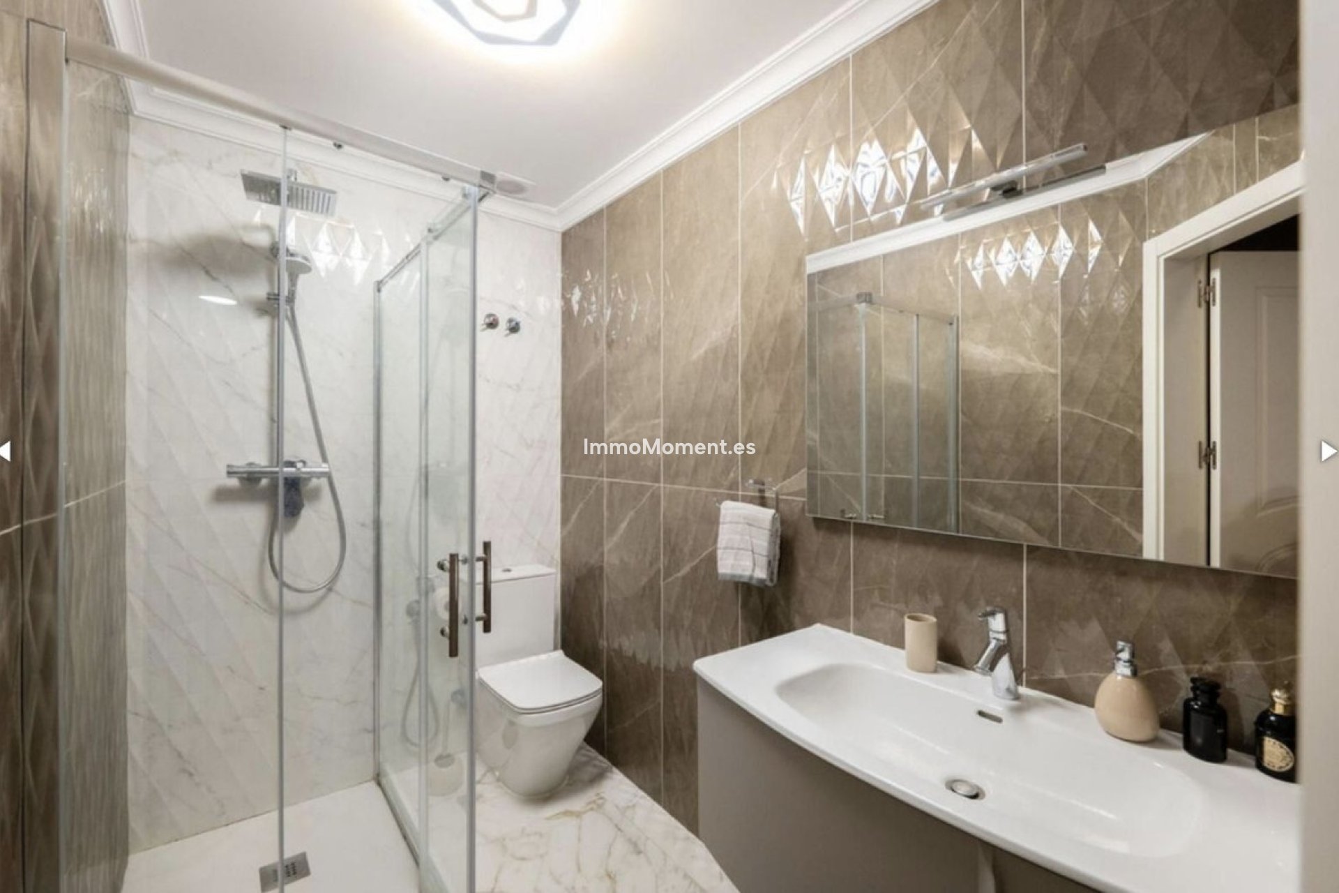 Reventa - Apartamento - Benahavís - Benahavís Centro