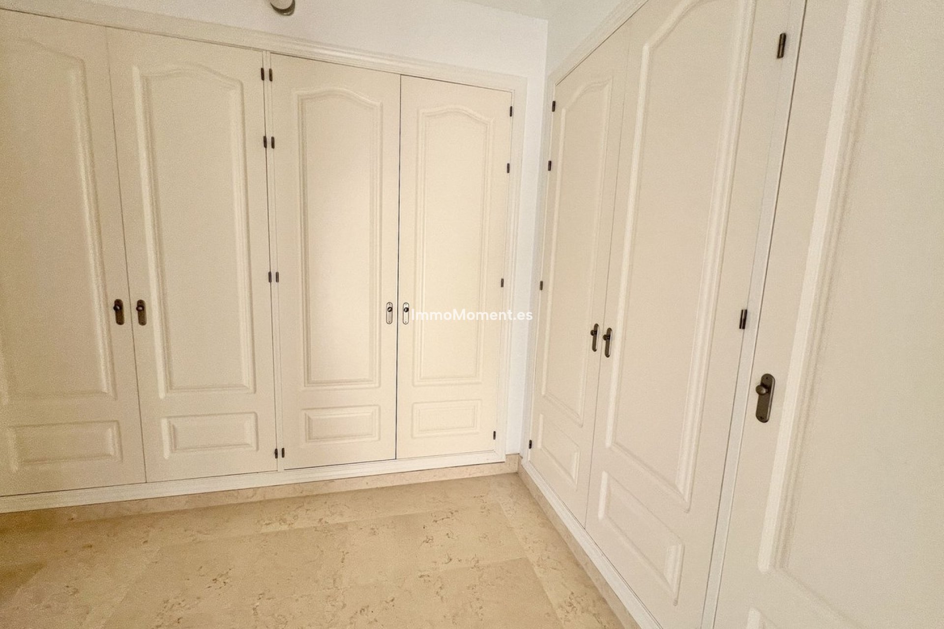 Reventa - Apartamento - Benahavís - Benahavís Centro