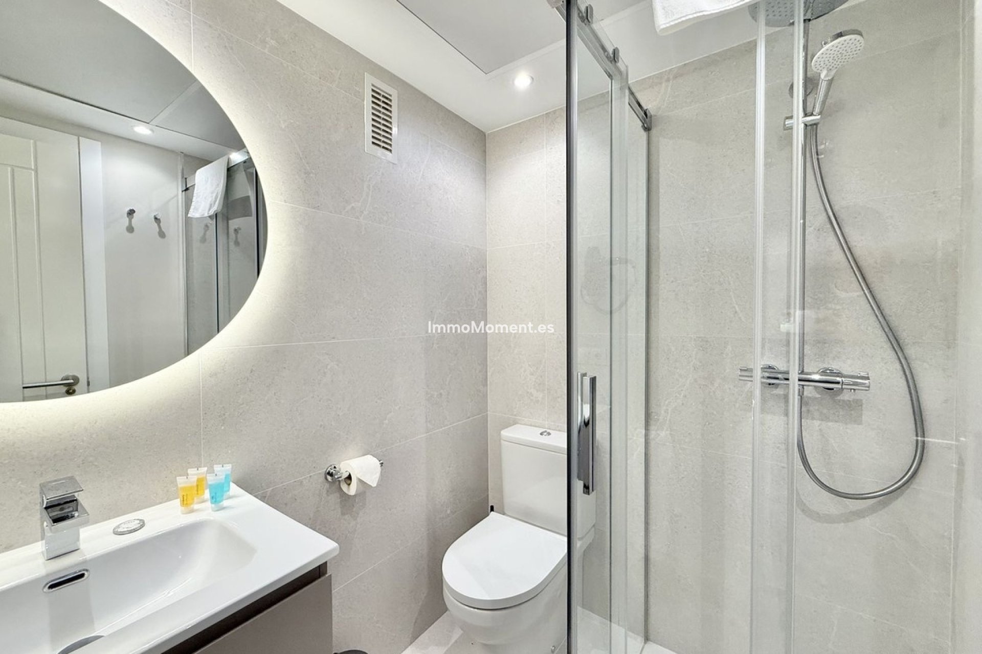 Reventa - Apartamento - Benahavís - Benahavís Centro