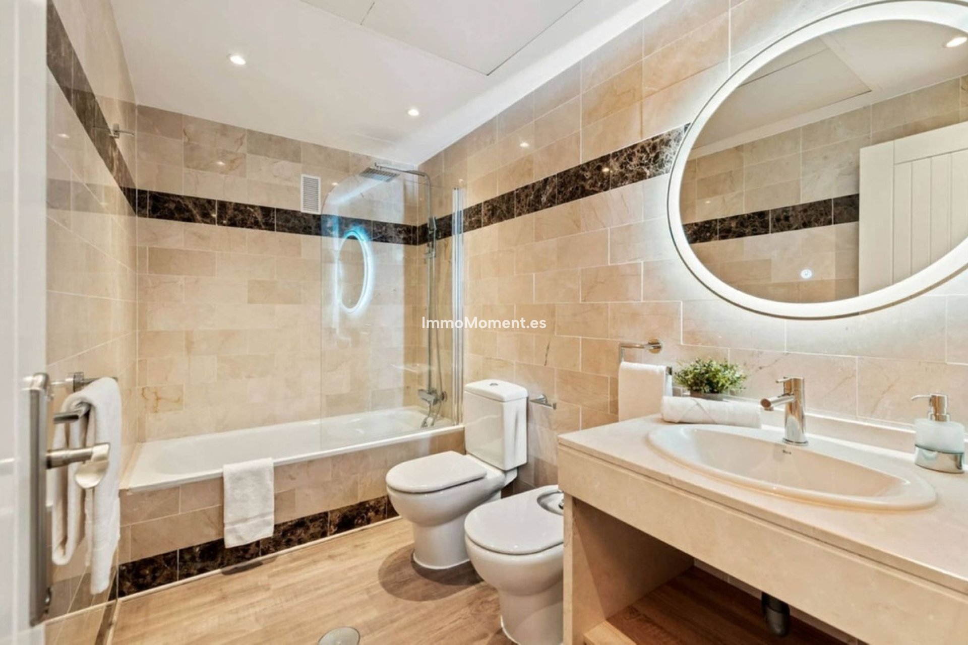 Reventa - Apartamento - Benahavís - Benahavís Centro