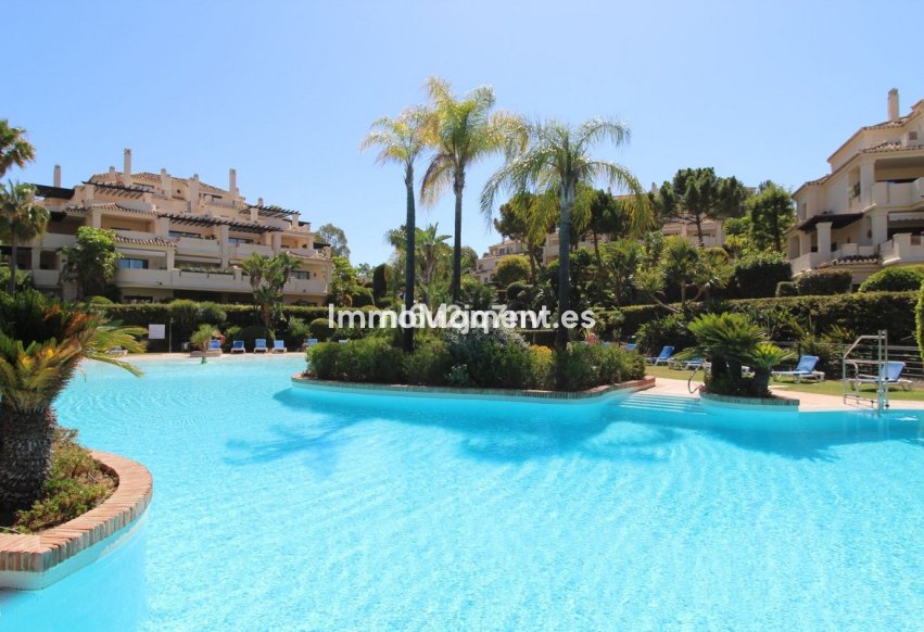 Reventa - Apartamento - Benahavís - Benahavís Centro